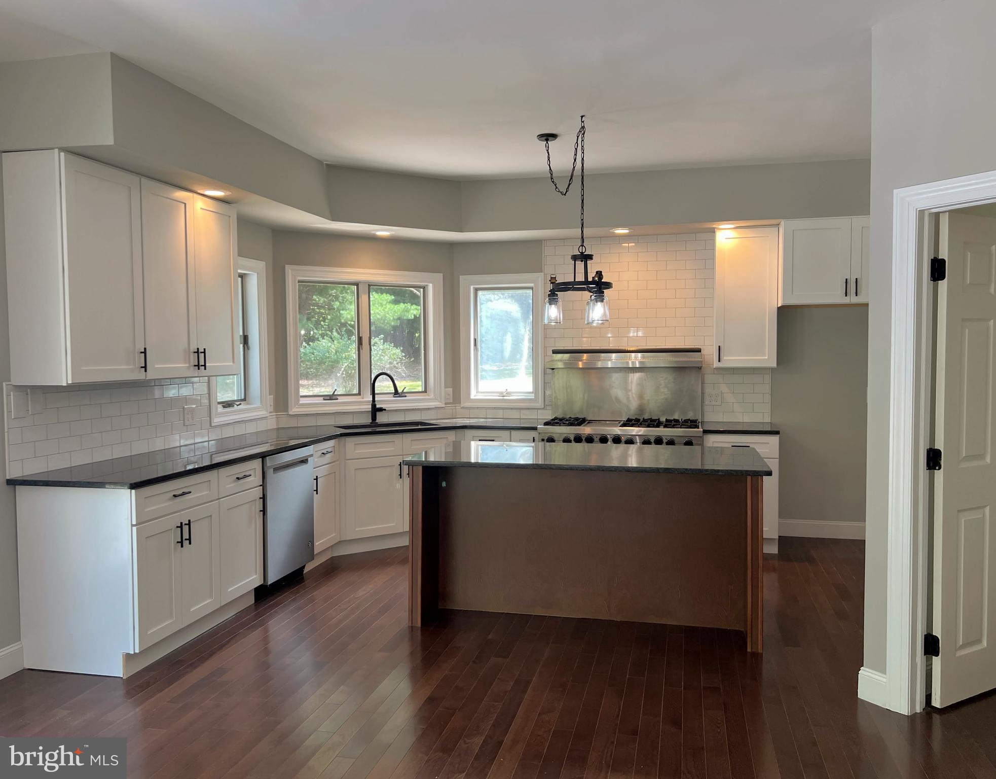 155 Crawford Road Downingtown, PA 19335 - Photo 9 of 60