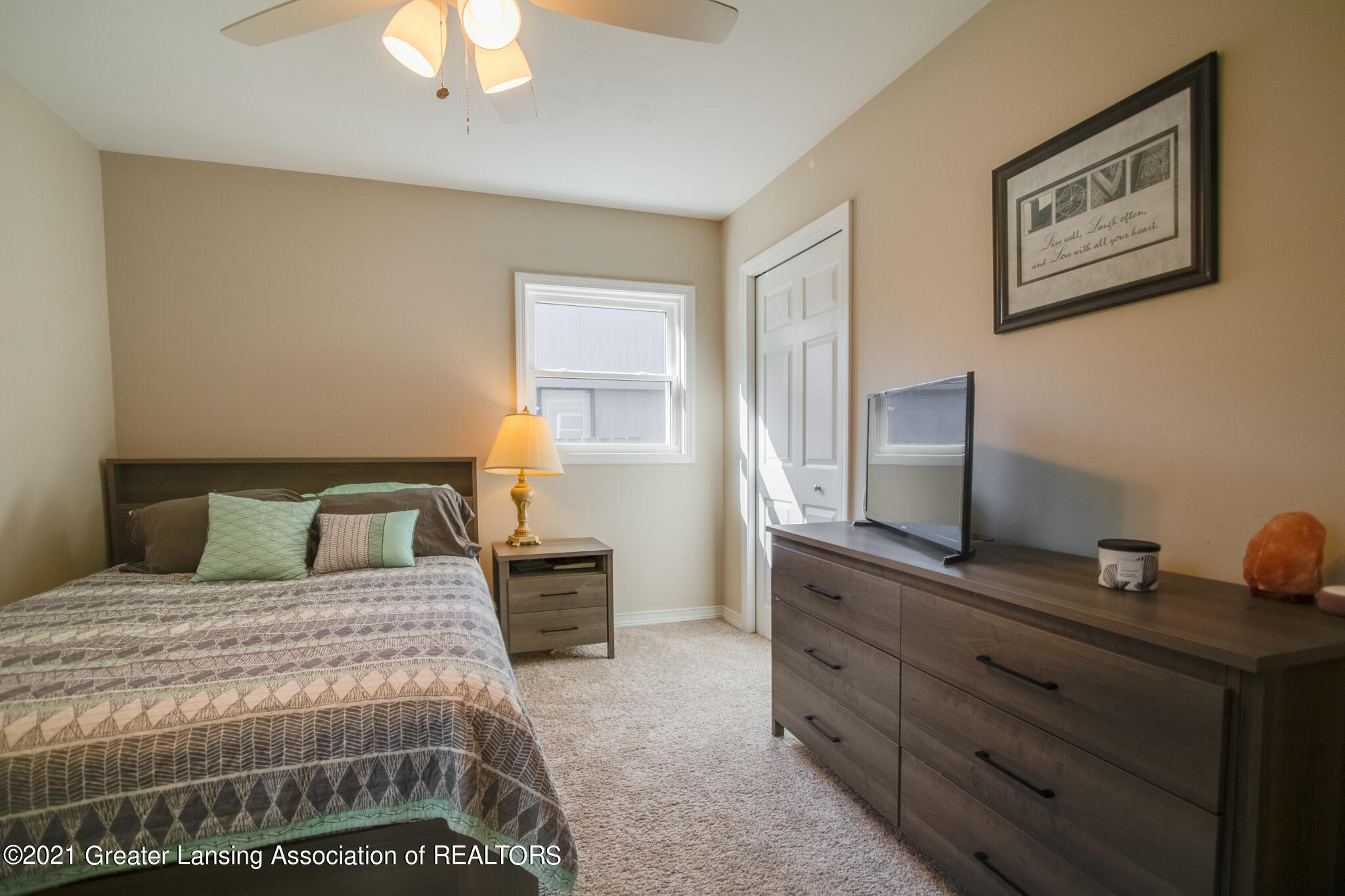 3111 Sunderland Road Lansing, MI 48911 - Photo 18 of 30 3111_Sunderland_JEFF-27