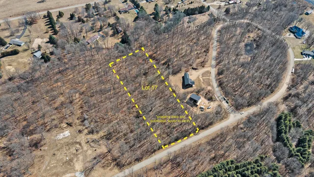 $77,275 | 17 Highfield Road, Three Rivers, MI 49093