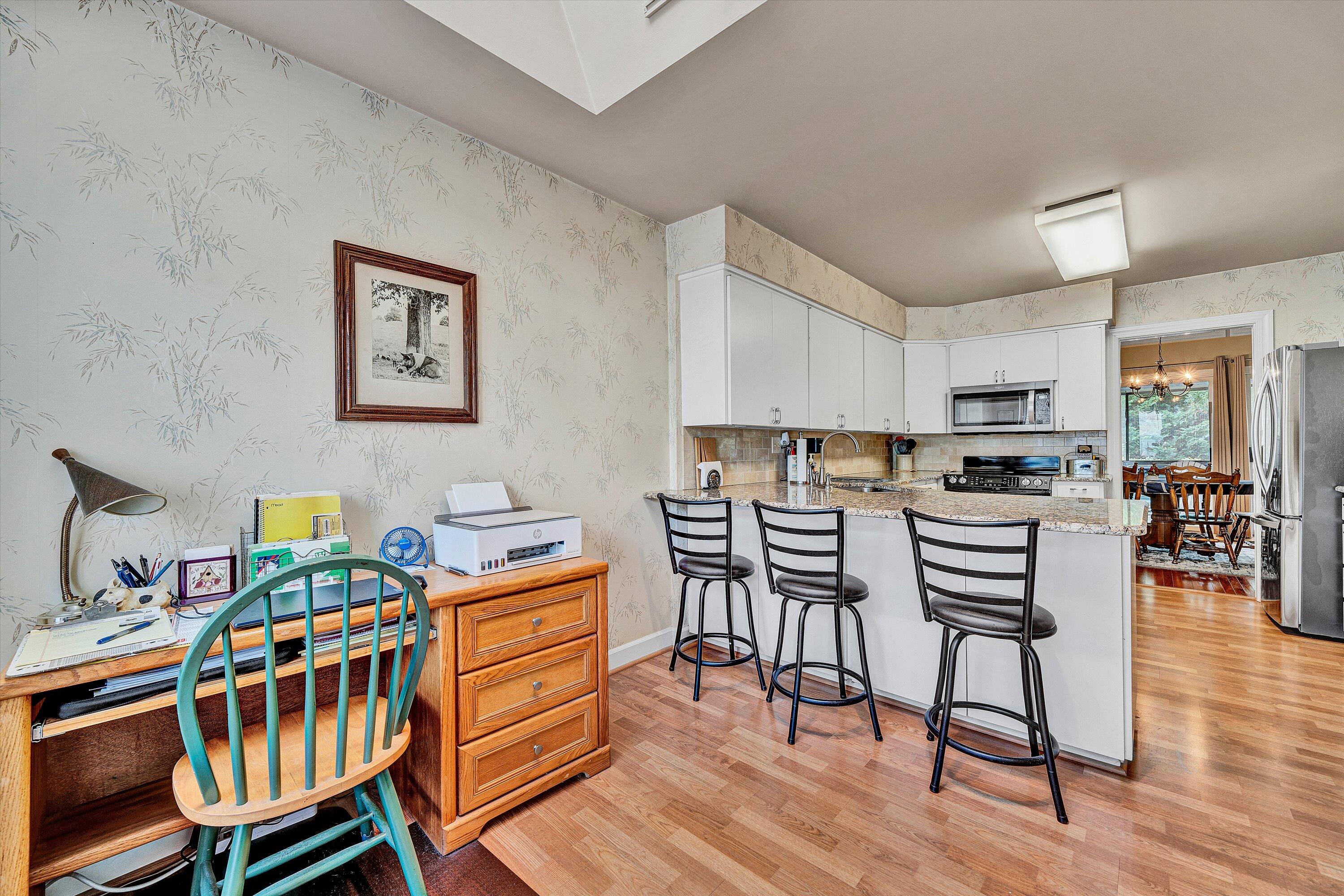 2533 South Clearing Road Salem, VA 24153 - Photo 23 of 43 23-SGP-00561