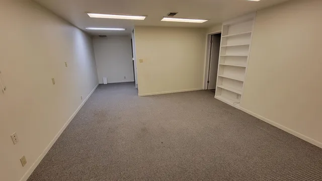 $239,900 | 2501 Goerz Avenue, North Newton, KS 67117