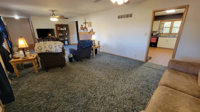 $239,900 | 2501 Goerz Avenue, North Newton, KS 67117