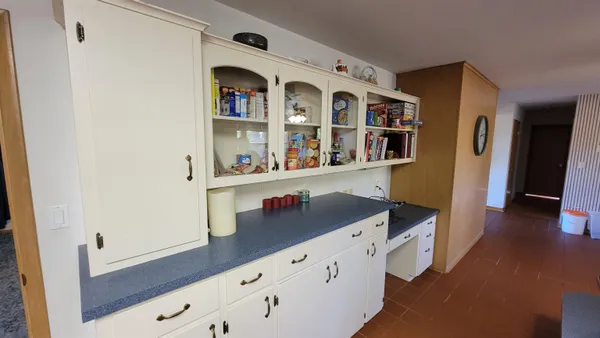 $239,900 | 2501 Goerz Avenue, North Newton, KS 67117