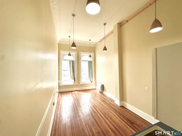 $1,150 | 105 Bank Street, Unit 4A, Waterbury, CT 06702