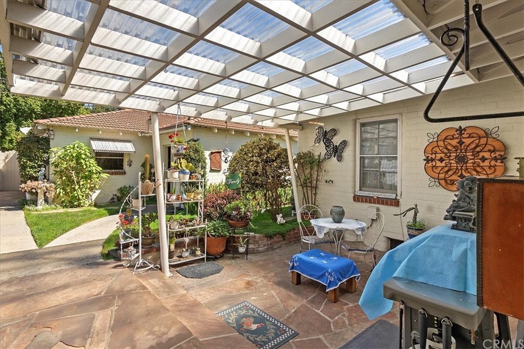 876 North 1st Avenue Upland, CA 91786 - Photo 19 of 30