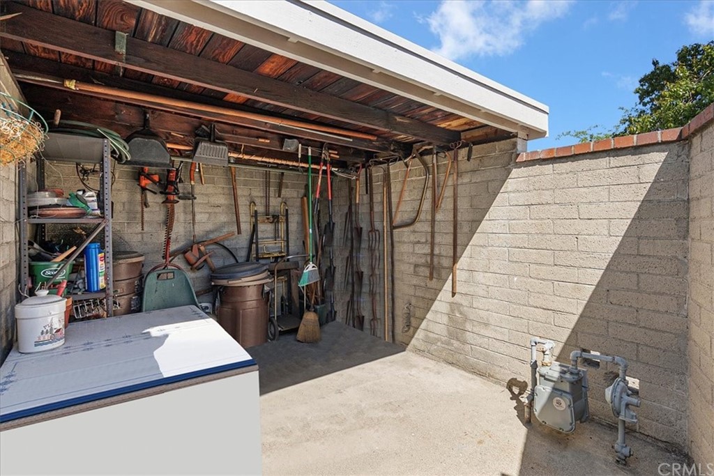876 North 1st Avenue Upland, CA 91786 - Photo 28 of 30 a utility room with dryer and washer