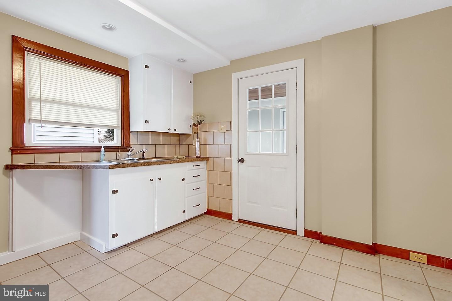 117 Maple Avenue Hanover, PA 17331 - Photo 11 of 27 Gallery Image 11