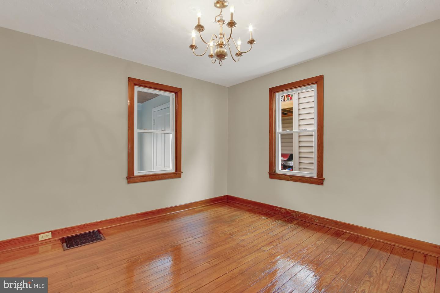 117 Maple Avenue Hanover, PA 17331 - Photo 14 of 27 Gallery Image 14