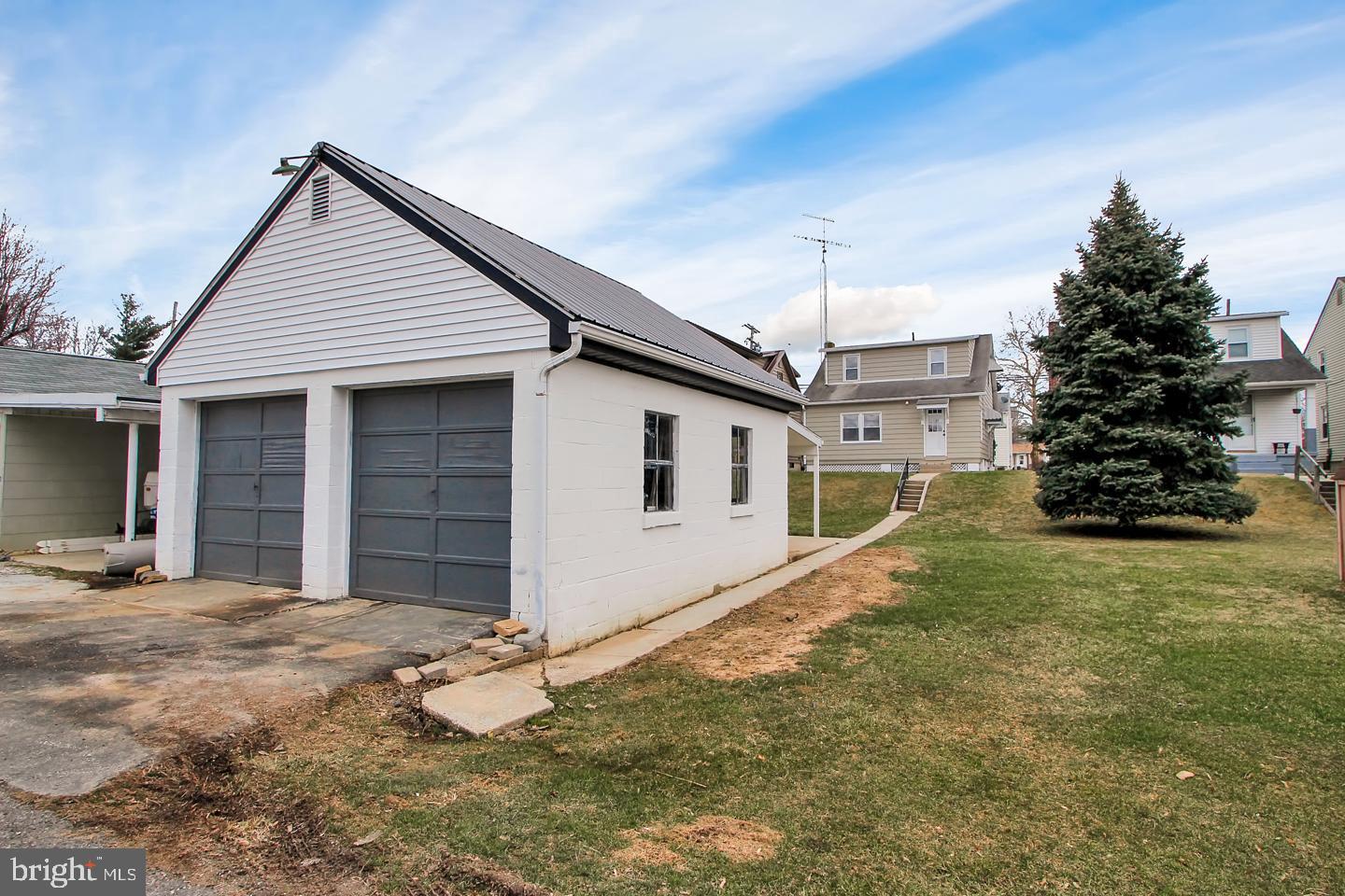 117 Maple Avenue Hanover, PA 17331 - Photo 24 of 27 Gallery Image 24