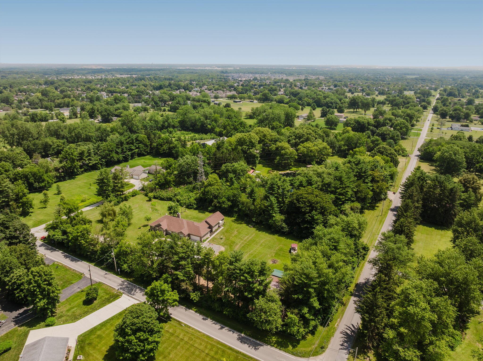 6684 Borror Road Grove City, OH 43123 - Photo 17 of 118 6684 Borror