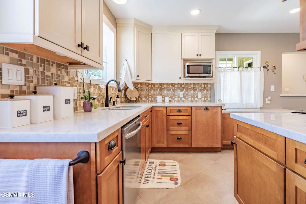 18721 Doty Avenue Torrance, CA 90504 - Photo 25 of 63