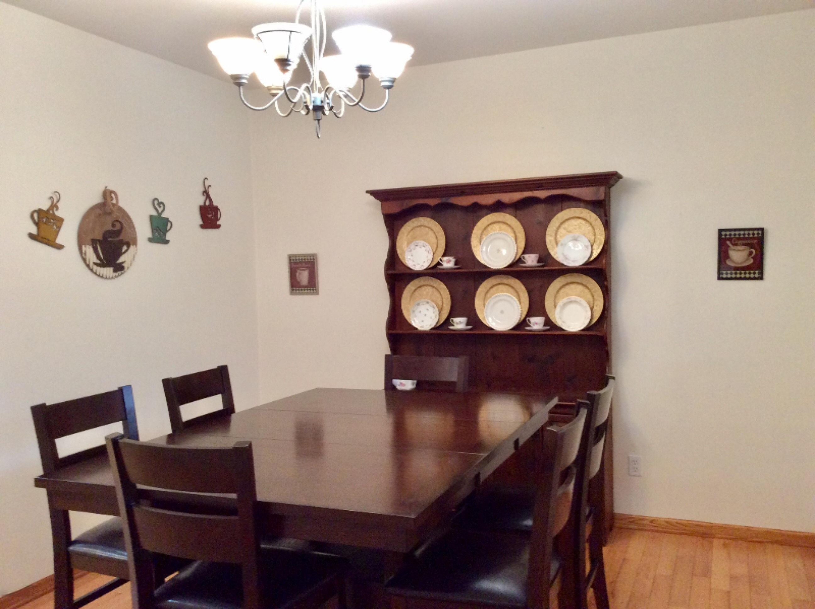 1433 Timber Ridge Drive Manistee, MI 49660 - Photo 21 of 75 Dining Room