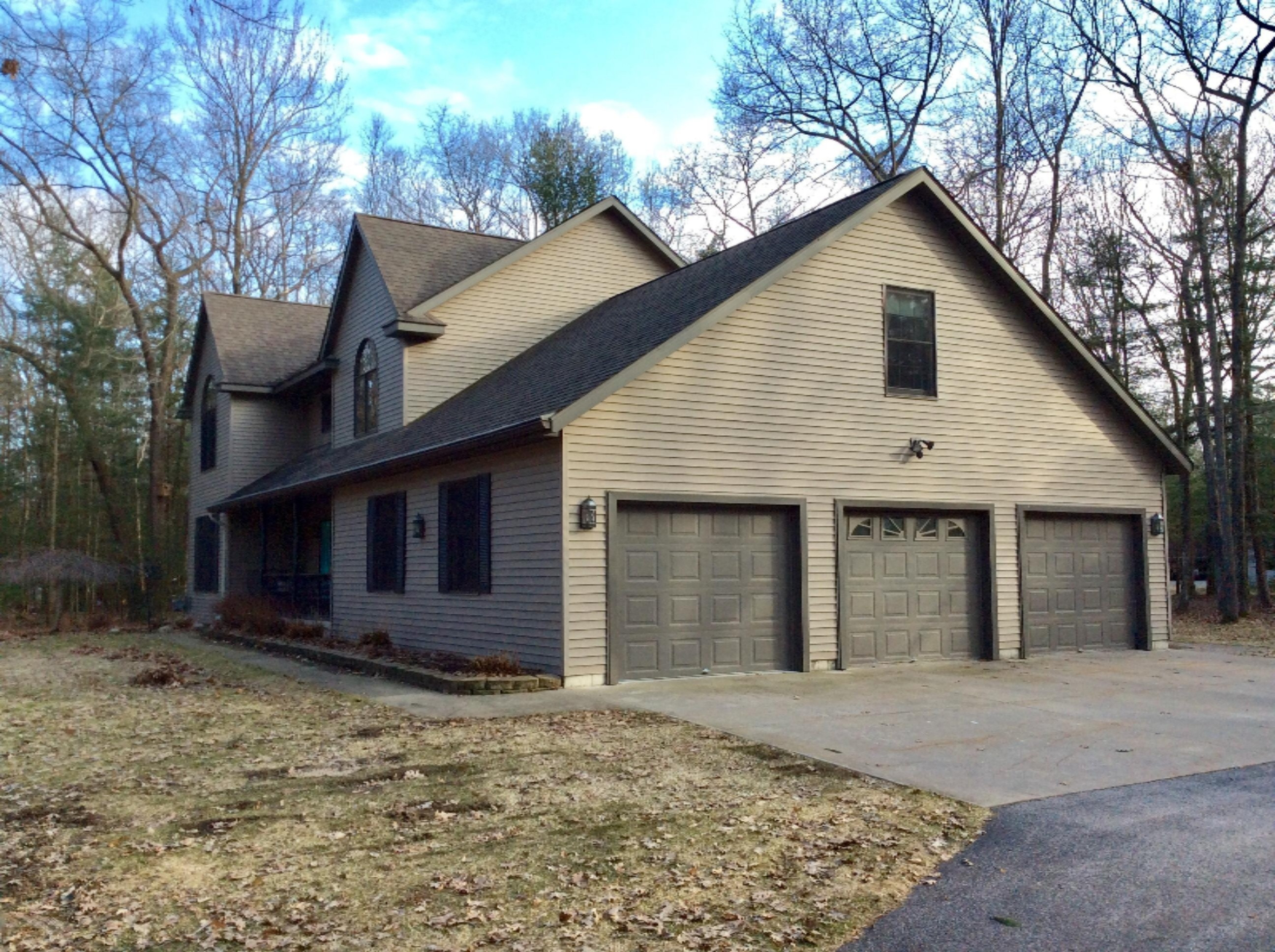 1433 Timber Ridge Drive Manistee, MI 49660 - Photo 65 of 75 3 Stall Garage