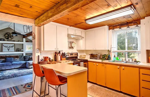 $599,900 | 121 Jenckes Hill Road, Lincoln, RI 02865