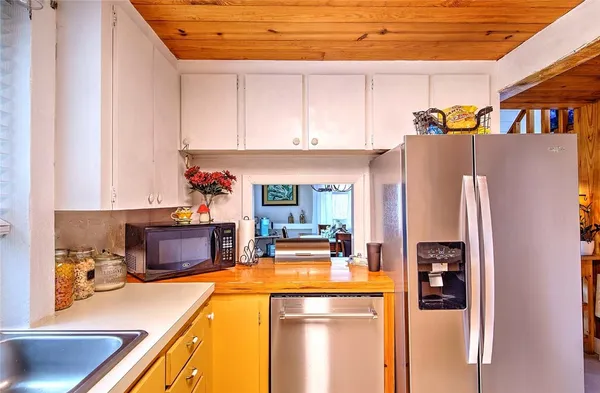 $599,900 | 121 Jenckes Hill Road, Lincoln, RI 02865