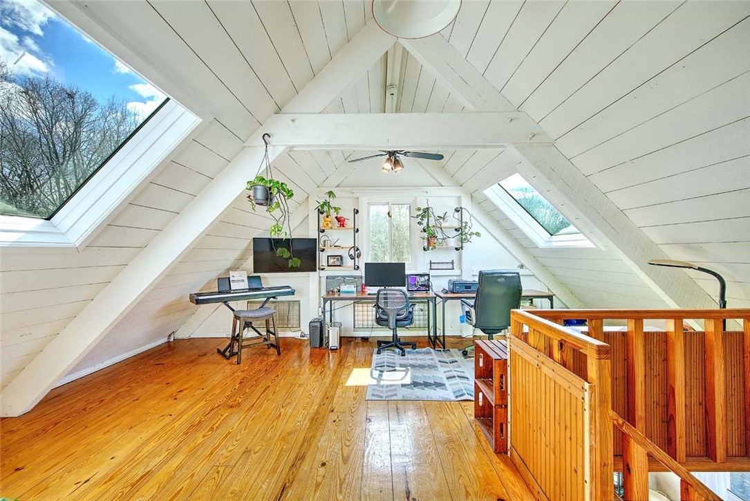 121 Jenckes Hill Road Lincoln, RI 02865 - Photo 32 of 50