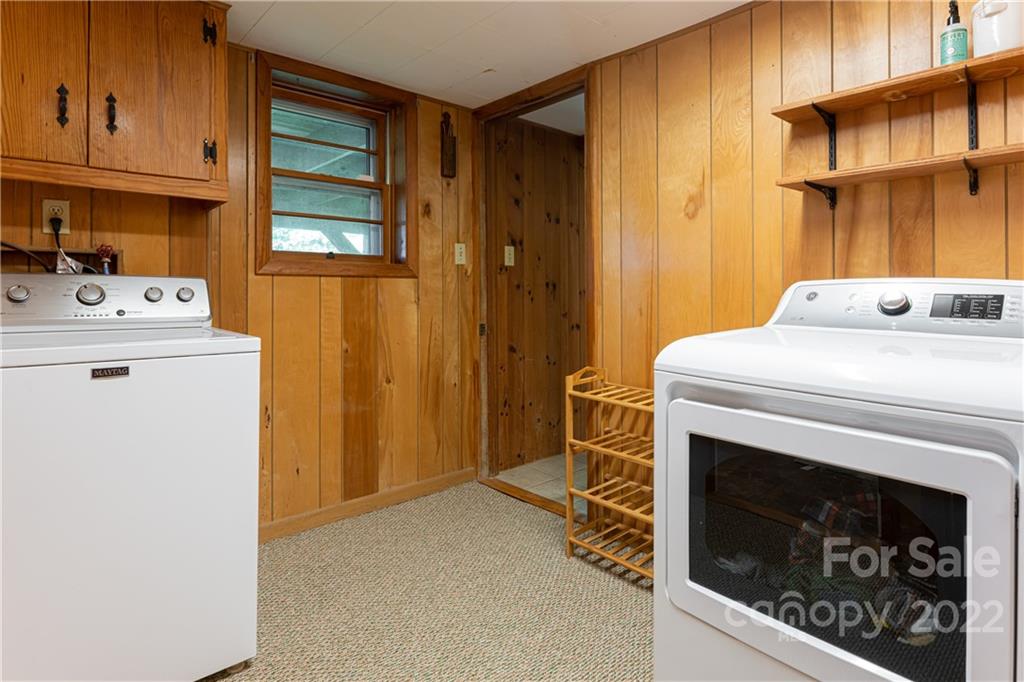 122 Kingsgate Road Asheville, NC 28805 - Photo 34 of 44 Gallery Image 34