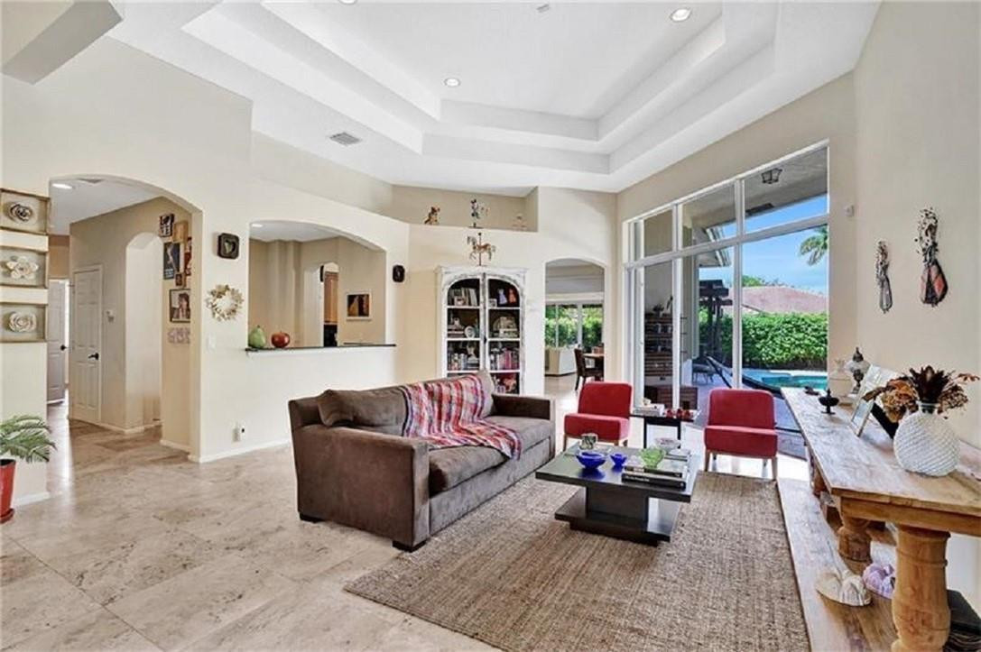 374 Mallard Road Weston, FL 33327 - Photo 6 of 11 Photo 6