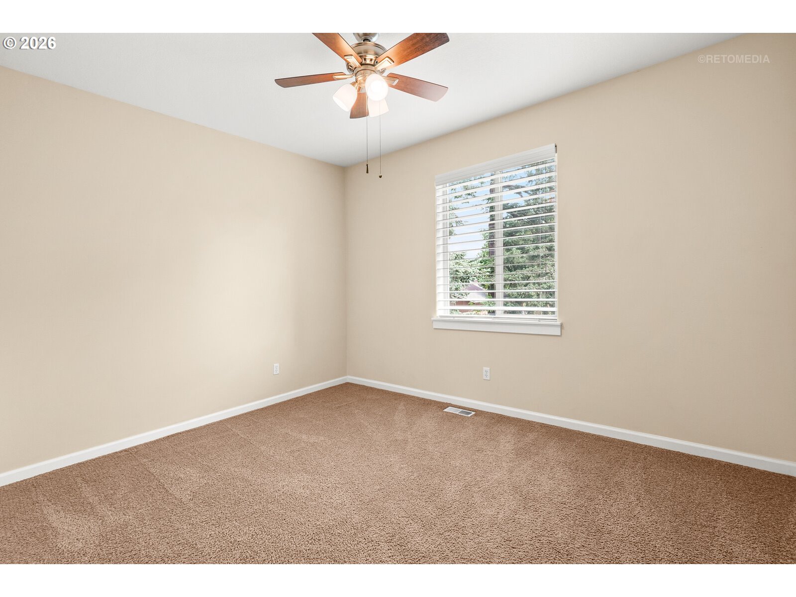 4949 Southwest 141st Avenue Beaverton, OR 97005 - Photo 16 of 31