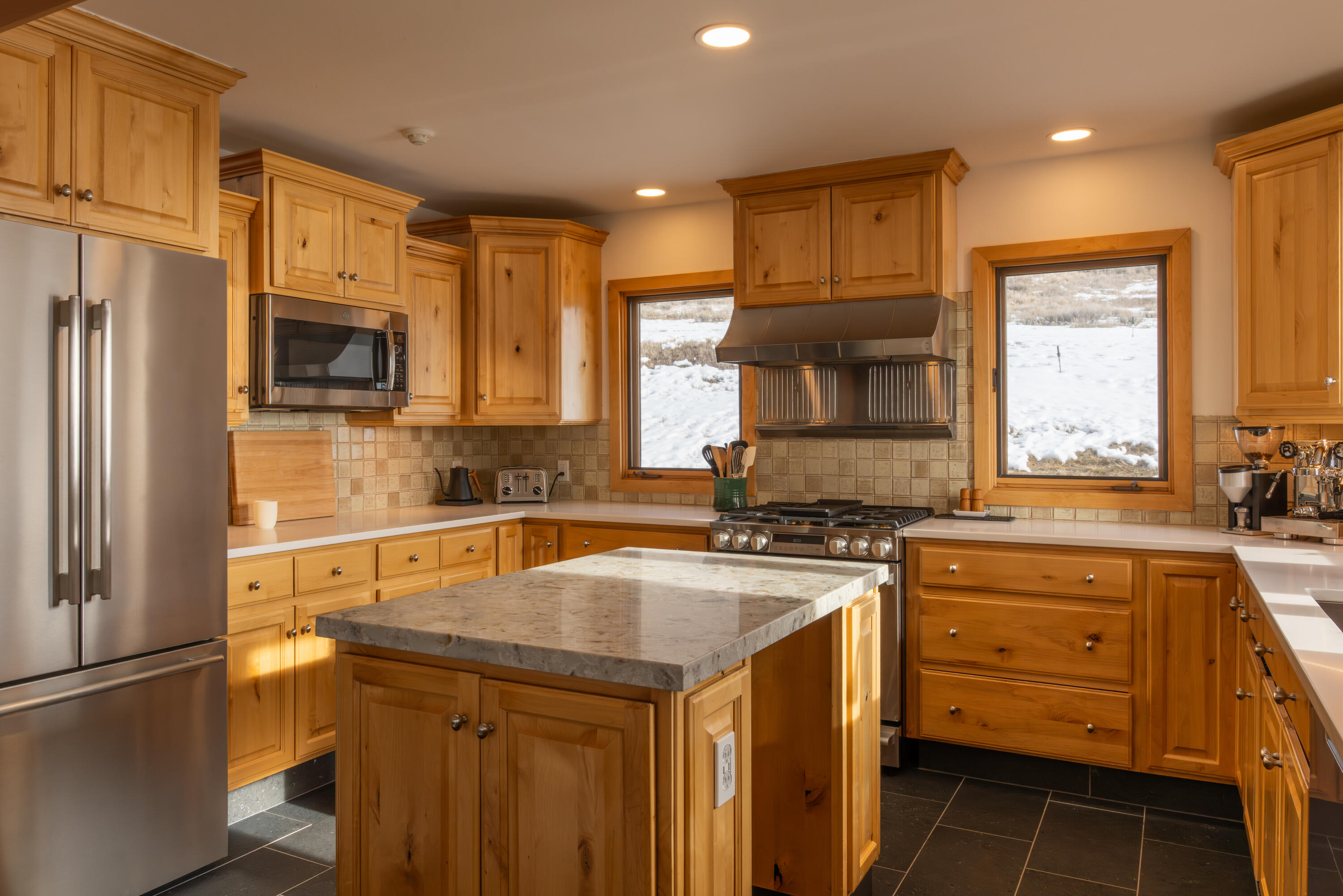 107 Skyline Spur Sun Valley, ID 83353 - Photo 10 of 33 Kitchen