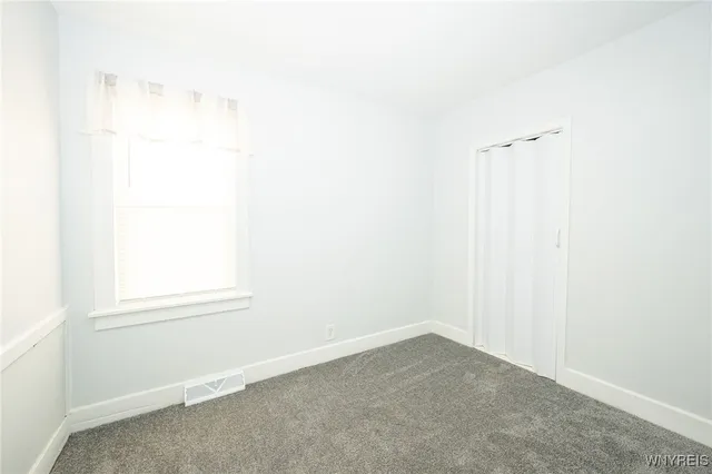 $194,999 | 49 Lorain Street, Evans, NY 14006