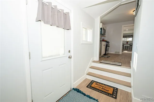 $194,999 | 49 Lorain Street, Evans, NY 14006