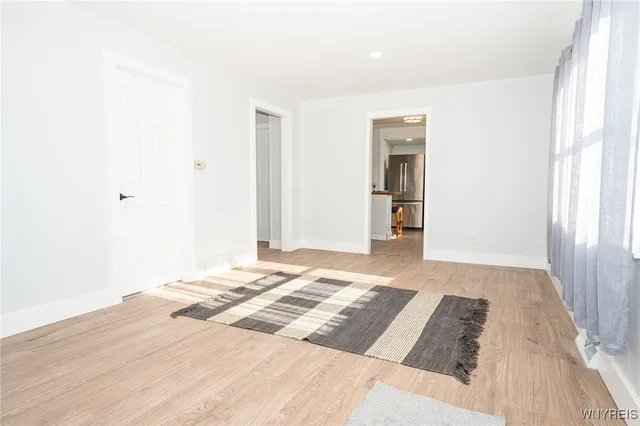 $194,999 | 49 Lorain Street, Evans, NY 14006