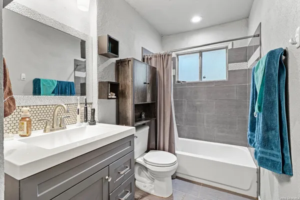 $169,000 | 330 Consuelo, San Antonio, TX 78228