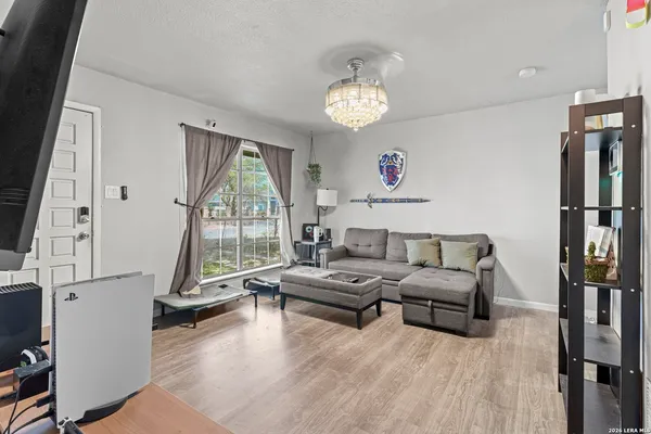 $169,000 | 330 Consuelo, San Antonio, TX 78228