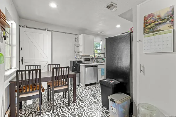 $169,000 | 330 Consuelo, San Antonio, TX 78228