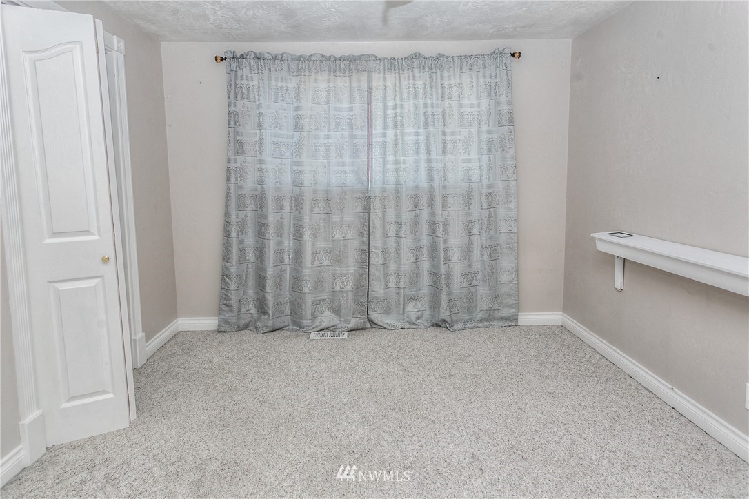 428 North Earl Road Moses Lake, WA 98837 - Photo 23 of 25 Gallery Image 23