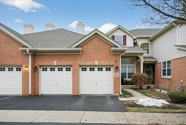 $515,000 | 1034 Orchard Pond Court, Lake Zurich, IL 60047