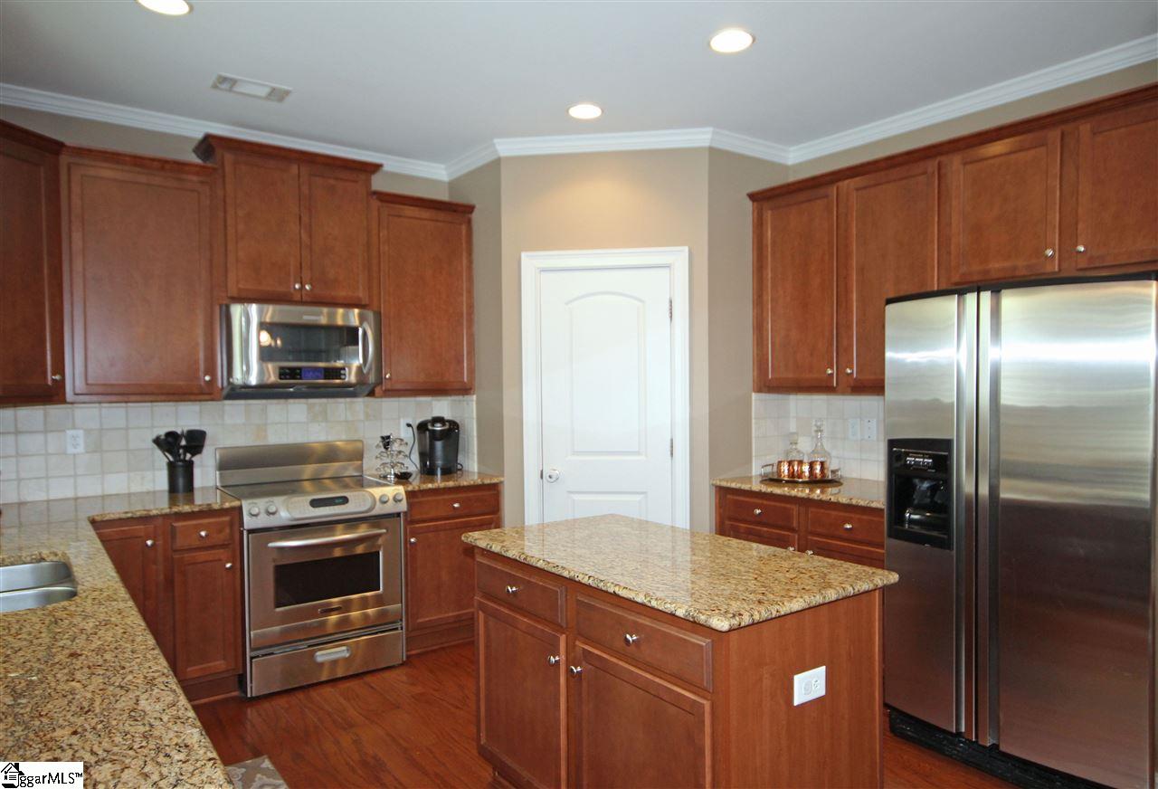 2 Ridgedale Way Simpsonville, SC 29681 - Photo 12 of 36 Gallery Image 12