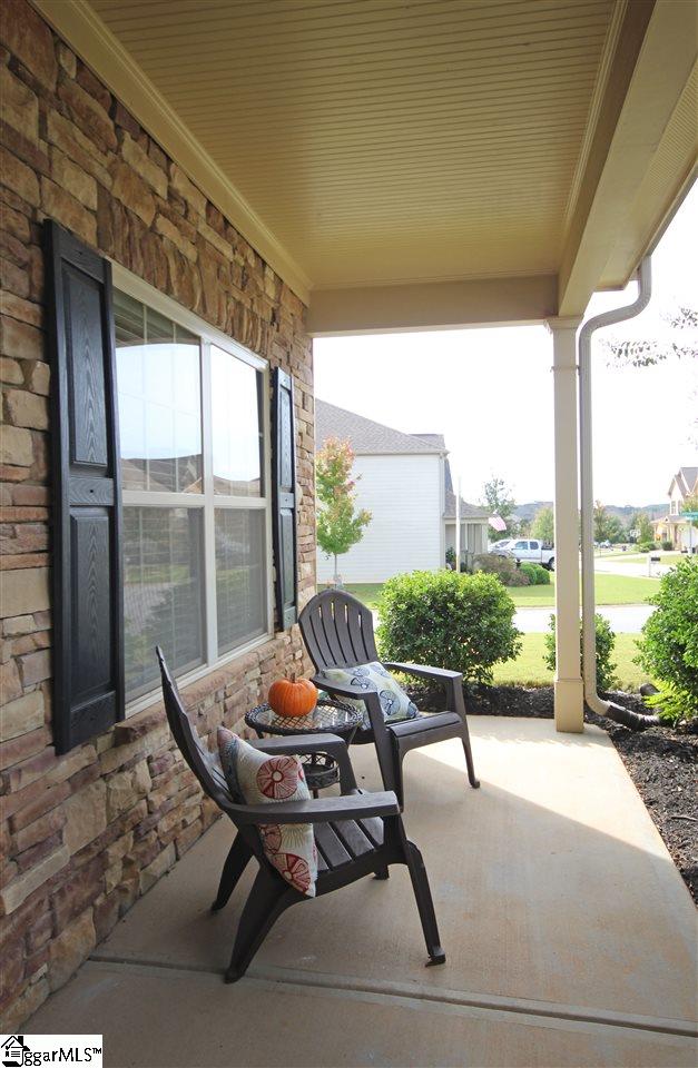 2 Ridgedale Way Simpsonville, SC 29681 - Photo 3 of 36 Gallery Image 3