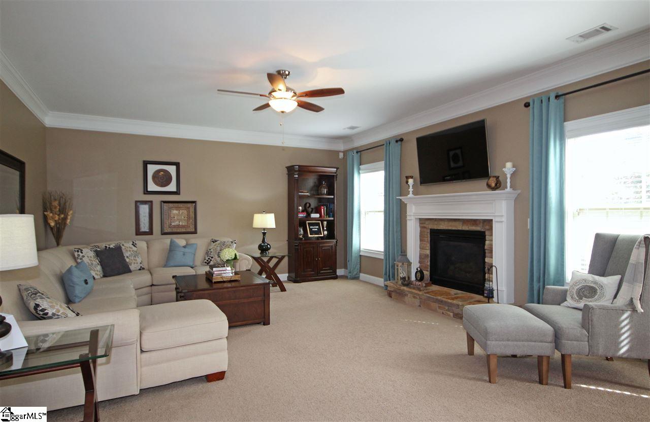 2 Ridgedale Way Simpsonville, SC 29681 - Photo 8 of 36 Gallery Image 8