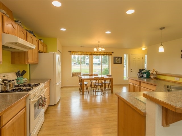 4505 East Streamside Colbert, WA 99005 - Photo 9 of 18