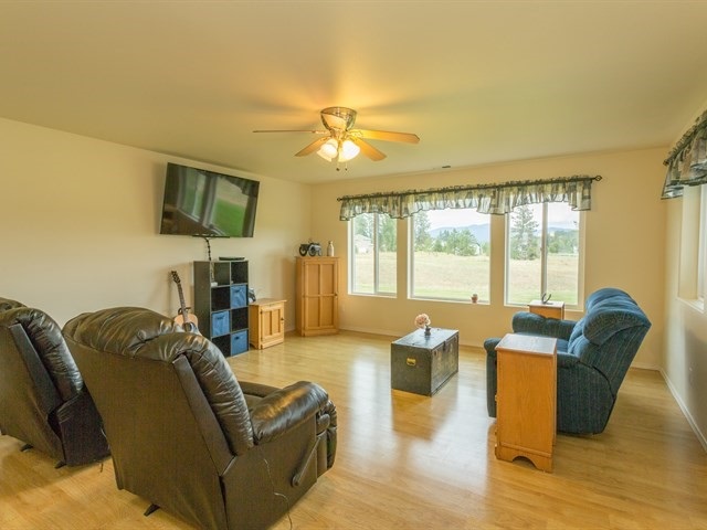 4505 East Streamside Colbert, WA 99005 - Photo 10 of 18