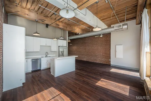 $140,000 | 1312 Washington Avenue, Unit 3B, St. Louis, MO 63103