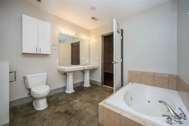 $150,000 | 1312 Washington Avenue, Unit 3B, St. Louis, MO 63103