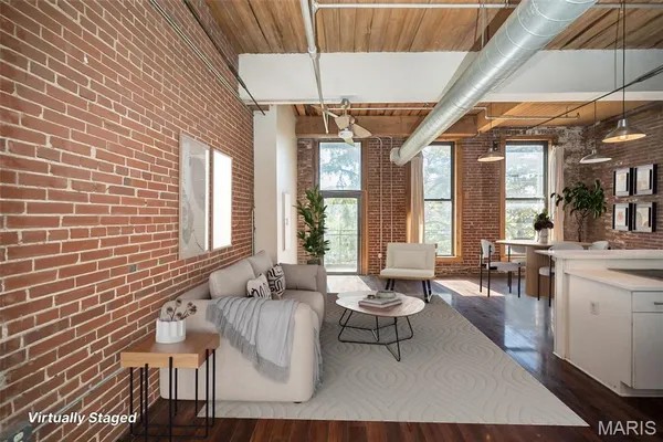 $140,000 | 1312 Washington Avenue, Unit 3B, St. Louis, MO 63103