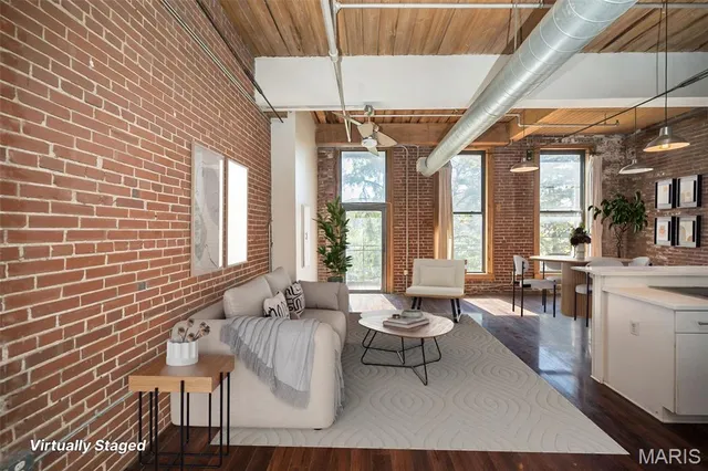 $150,000 | 1312 Washington Avenue, Unit 3B, St. Louis, MO 63103