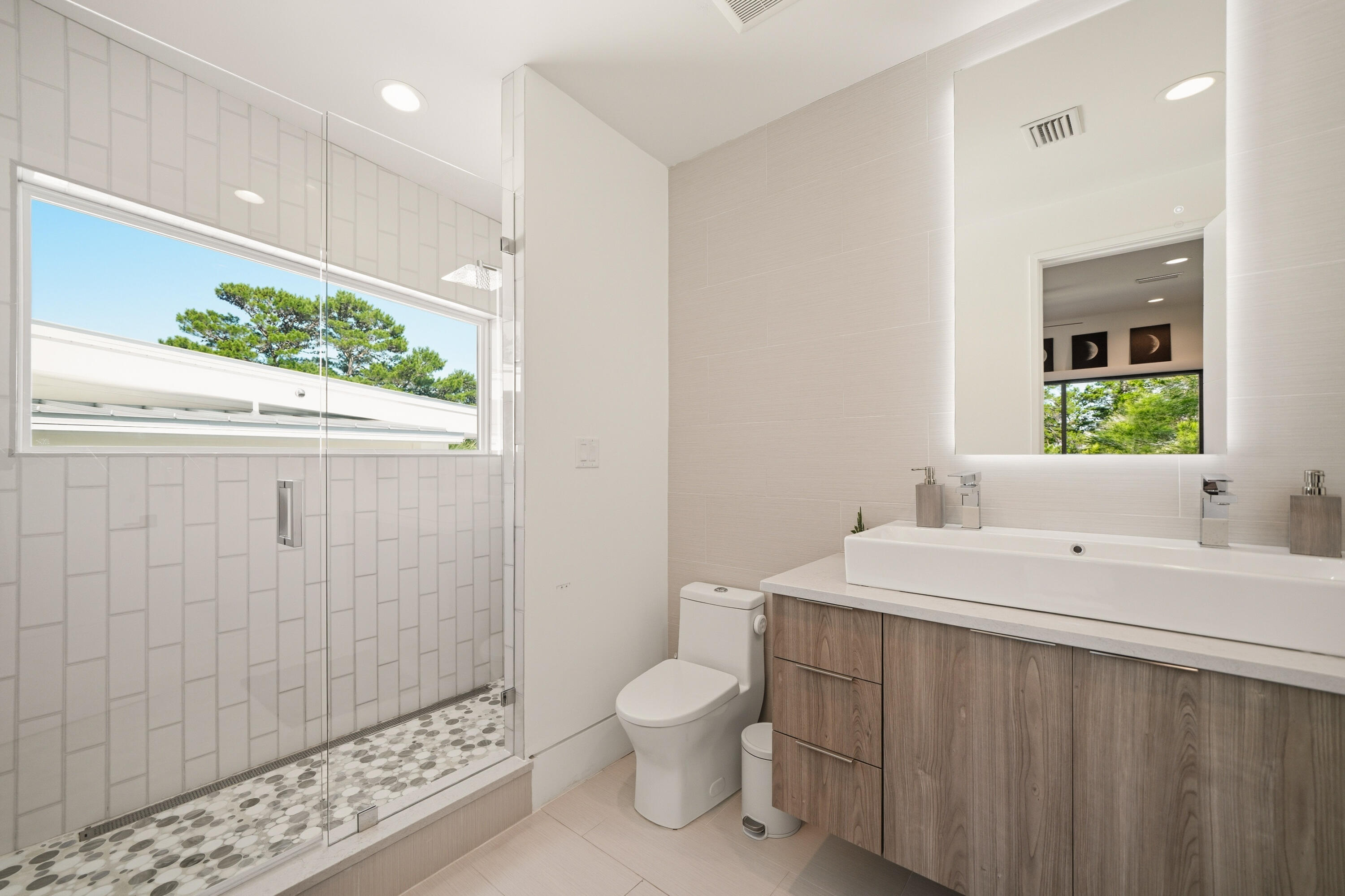 114 Surfside Drive Santa Rosa Beach, FL 32459 - Photo 39 of 84 Guest Bathroom