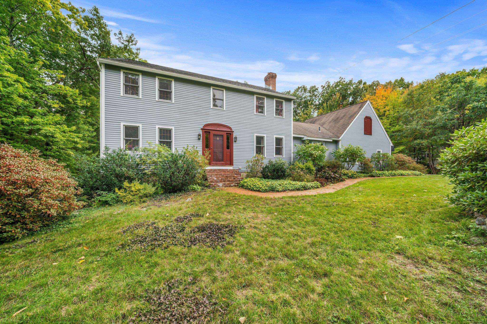 21 Old Sawmill Road Bedford, NH 03110 - Photo 1 of 5 Gallery Image 1
