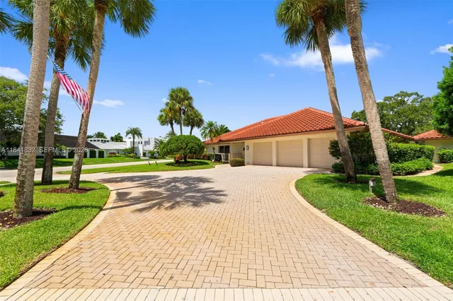 $2,999,000 | 4246 Live Oak Boulevard, Delray Beach, FL 33445