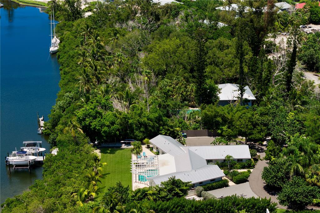 6561 Bayou Hammock Road Longboat Key, FL 34228 - Photo 76 of 81 Gallery Image 76