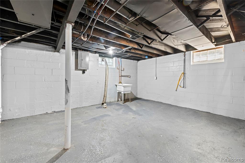 20166 Riopelle Street Detroit, MI 48203 - Photo 28 of 36 Gallery Image 28