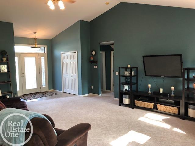 101 Rella Rae Avenue Marysville, MI 48040 - Photo 12 of 56