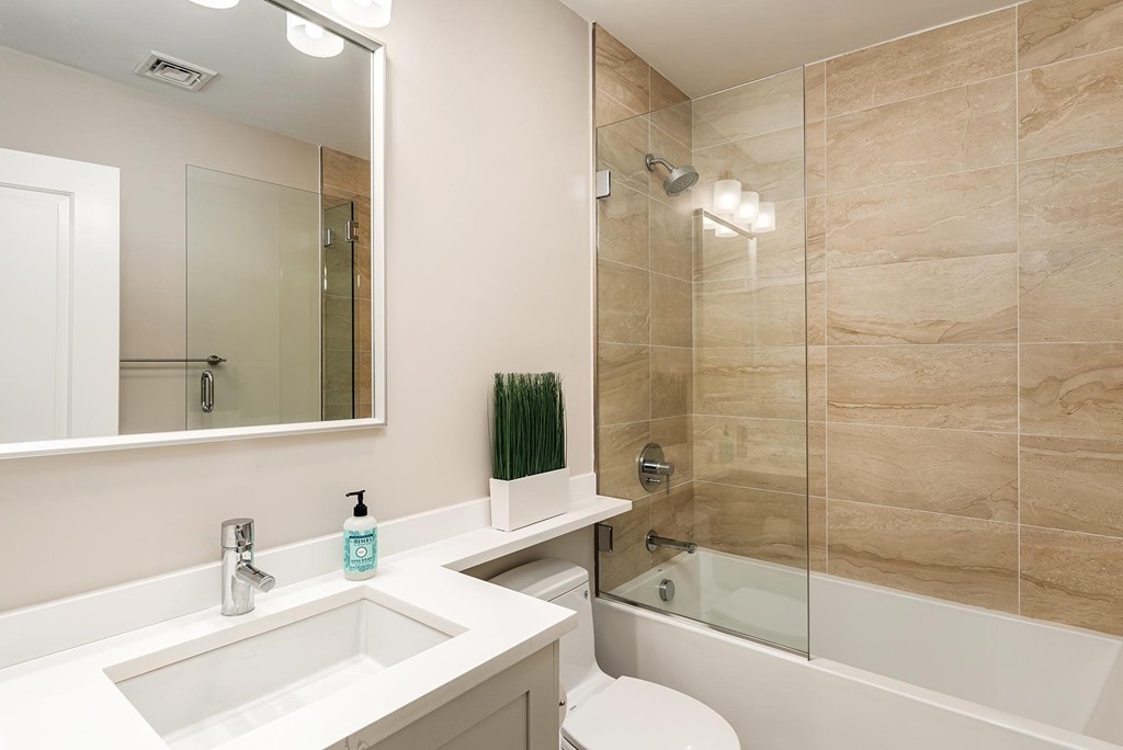 18 Kilsyth Road, Unit 2 Brookline, MA 02445 - Photo 11 of 13
