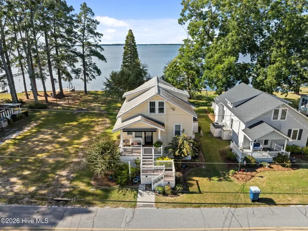 $689,000 | 1039 Bayview Road, Bath, NC 27808