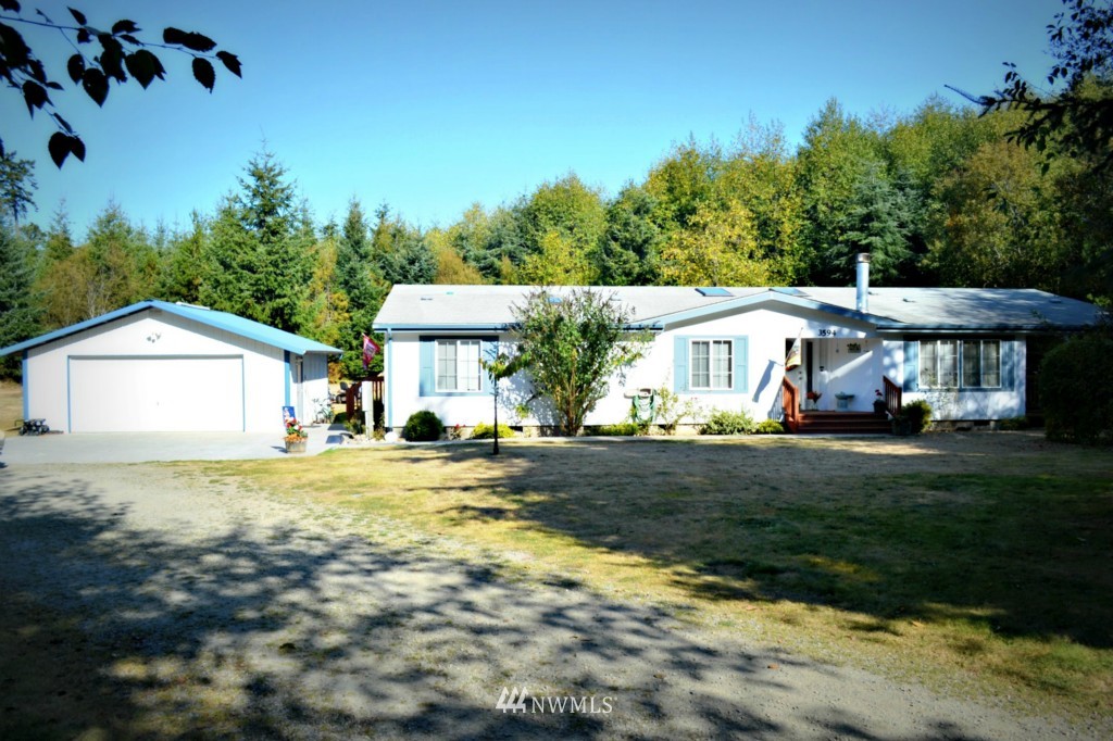 3594 North Wilson Road Oak Harbor, WA 98277 - Photo 1 of 15 Gallery Image 1